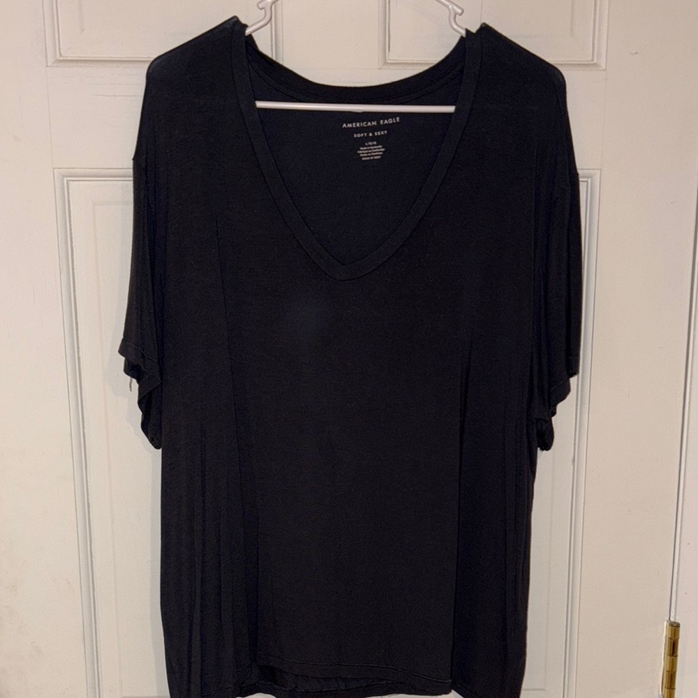 American Eagle Outfitters Black 3/4 Sleeve Relaxed Tee